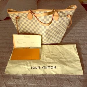 Louis Vuitton Neverful Tote